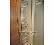 タップリ入る靴箱ですよ～