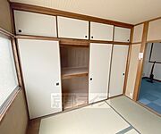 他にも収納スペース有り