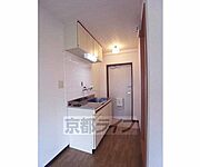 無駄のない廊下です。