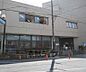 周辺：亀岡市立図書館まで150m 亀岡でも歴史のある図書館。落ち着いた雰囲気です。