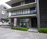 株式会社京都銀行二条駅前支店まで27m