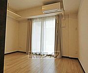 ・お部屋によっては家具家電がついております。
