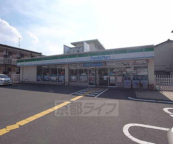 画像30:ファミリーマート西七条名倉町店まで239m 七条春日通りを北へ向かった先にございます。