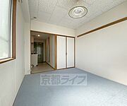 別方向から見た居室です。