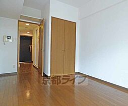 京阪本線 神宮丸太町駅 徒歩5分の賃貸マンション 10階1Kのリビング/ダイニング