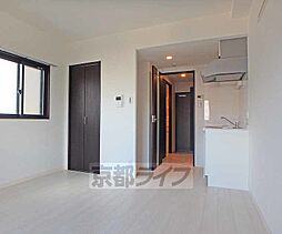 京都市営烏丸線 北山駅 徒歩11分の賃貸マンション 1階ワンルームのリビング/ダイニング