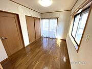 １Ｆ廊下突き当りの洋室です。 