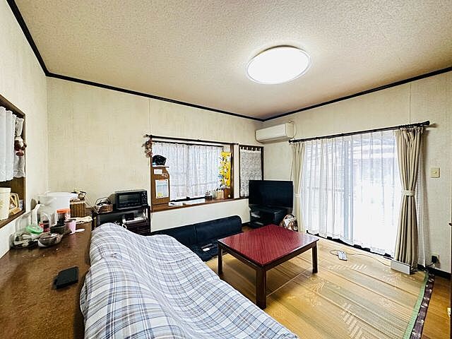 リビング/ダイニング 京都郡苅田町大字葛川