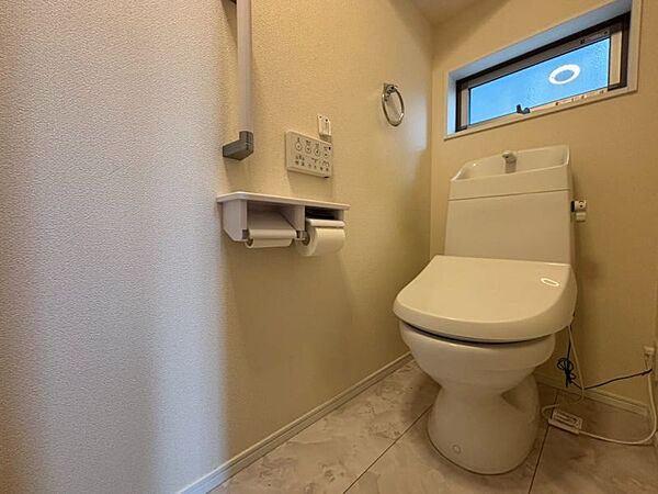 トイレを拡大表示