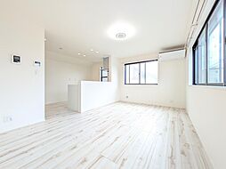 足立区六木II期 築浅中古戸建て