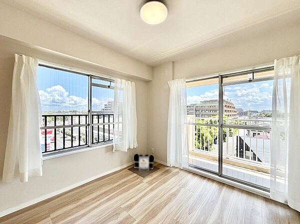 寝室を拡大表示