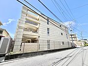 溢れる陽光でご家族の笑顔も輝く 