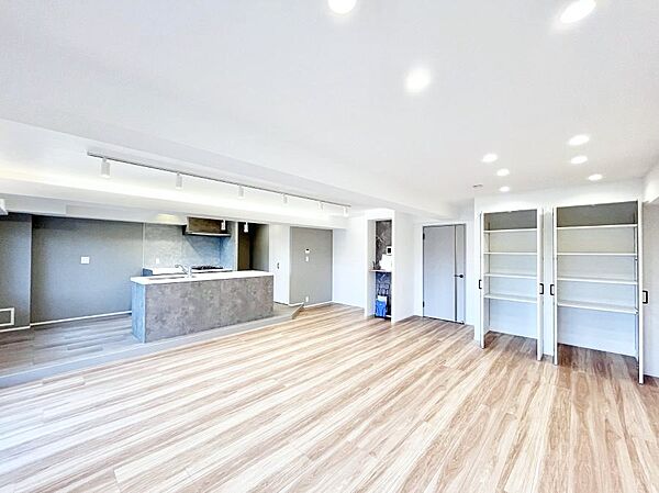 リビング/ダイニング