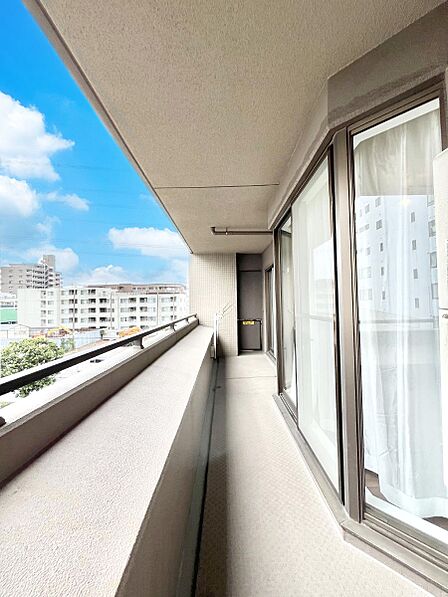 心地よい風を感じながらお洗濯物が干せそうです