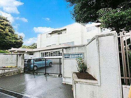 中学校 650m 千葉市立幕張本郷中学校