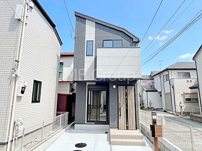外観:暮らしやすさと居心地の良さにこだわったシンプルで飽きのこないデザイン ! 外観:暮らしやすさと居心地の良さにこだわったシンプルで飽きのこないデザイン !