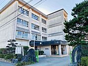 久留米市立牟田山中学校 1090m