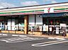 周辺：コンビニ 300m セブン-イレブン 上尾小泉店