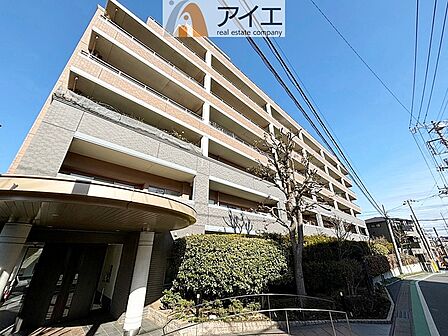 通勤通学に便利な駅歩2分の近さ