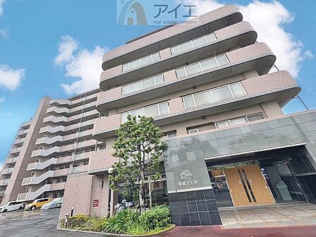 清掃や修理だけでなく、不審者への声掛けも。管理員の活動は防犯にも有効