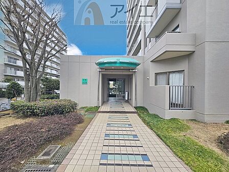 共用部の清掃・修理は管理員が実施