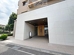 7 / 11