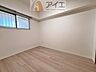 寝室：風通しが良く、開放感あふれるお部屋です