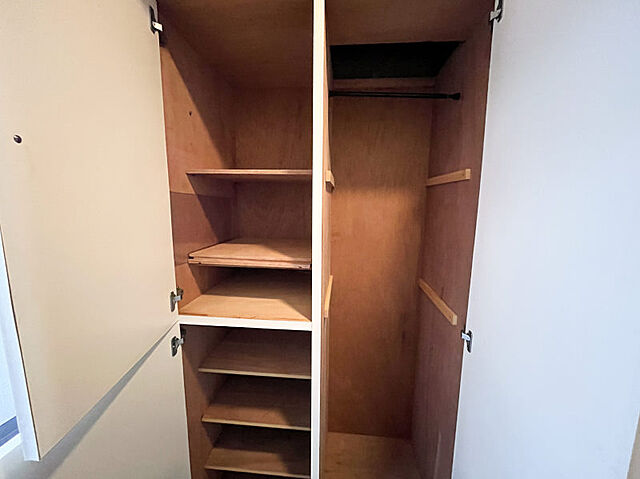 収納 ロイヤルプラザ水上 3階/-