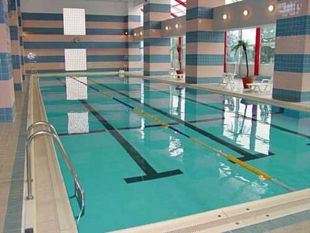 【共用部】25m温水プール