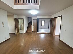 中古戸建　上ところ 4LDKのリビング/ダイニング