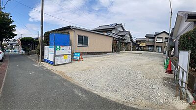 外観：現在建築中の外観画像です。ご内覧は同じメーカーの完成物件へご案内いたしますので、いつでもご相談ください！