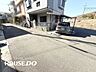 外観：前面道路含む現地写真