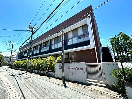 名島りすの森こども園 750m