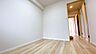 洋室：ご家族揃ってお休みいただける、広々としたお部屋です。