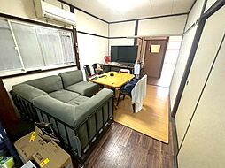 居間