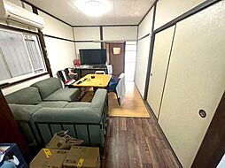 居間