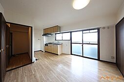 エステートII 601 6階2DKのリビング/ダイニング