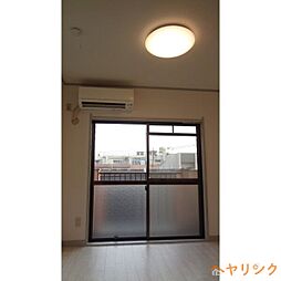 居間