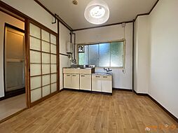 居間