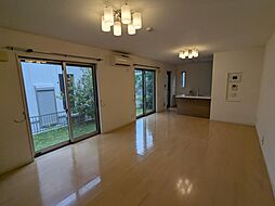 八王子市堀之内戸建 4LDKのリビング/ダイニング