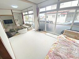 居間