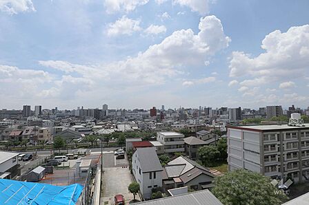 バルコニーからの眺め（南東方向）［2026年5月11日撮影］