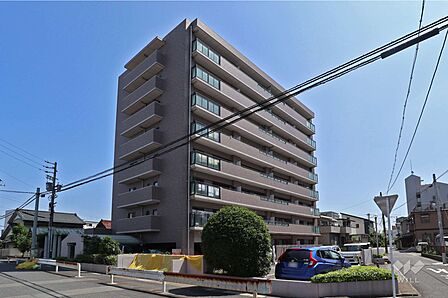 勝川パークホームズの外観(南西側から）