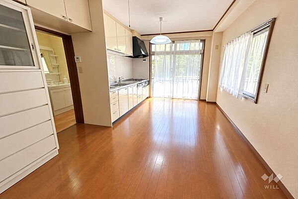 リビング/ダイニング 名古屋市北区西志賀町2丁目 テラスハウス