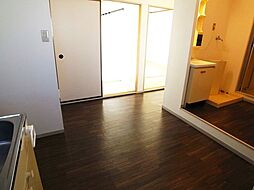 西武拝島線 西武立川駅 バス8分 コトブキ工場入口下車 徒歩3分の賃貸アパート 1階2DKのリビング/ダイニング