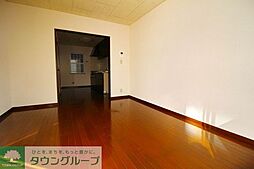 プロミネントII C 1階2LDKのリビング/ダイニング