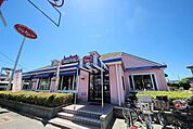 ジョナサン所沢住吉店 952m