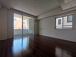 東京メトロ丸ノ内線 本郷三丁目駅 徒歩4分の賃貸マンション 3階1LDKのリビング/ダイニング