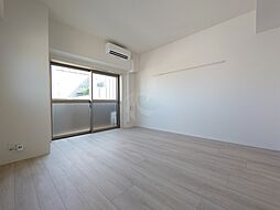 東京メトロ丸ノ内線 新宿三丁目駅 徒歩3分の賃貸マンション 7階1Kのリビング/ダイニング