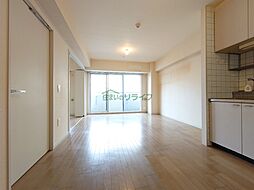 東京メトロ有楽町線 護国寺駅 徒歩4分の賃貸マンション 2階2LDKのリビング/ダイニング